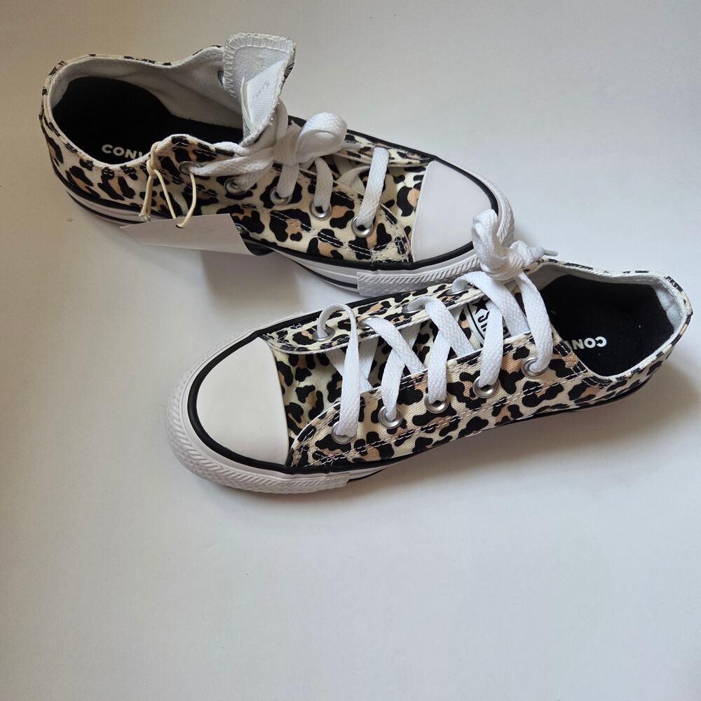 Converse Leopard Sneakers Size 6 - Picture 9 of 11